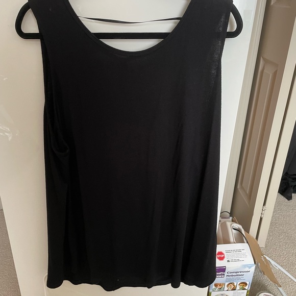 NWOT/Very gently worn plus size clothing. - Picture 14 of 16